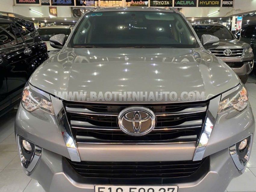 Toyota Fortuner 2.7V 4x2 AT 2017