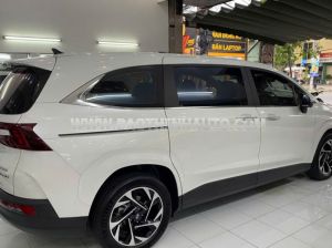 Xe Hyundai Custin Cao Cấp 2.0T 2024