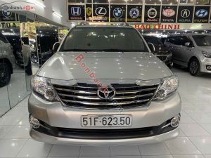 Toyota Fortuner 2.7V 4X2 AT