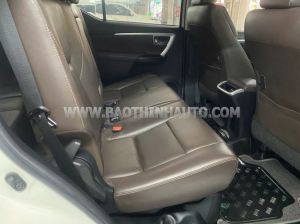 Xe Toyota Fortuner 2.7V 4x2 AT 2017