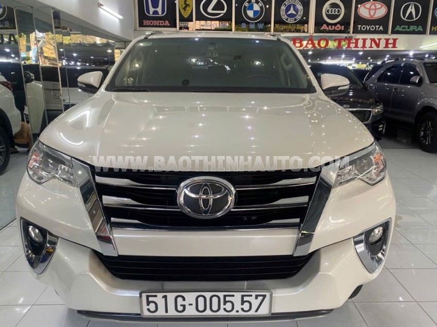Toyota Fortuner 2.7V 4x2 AT 2017