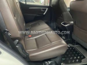 Xe Toyota Fortuner 2.7V 4x2 AT 2017